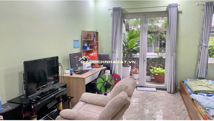 BÁN NHÀ HẺM NHỰA ĐÚNG 8M PHƯỜNG TÂY THẠNH, DT 85M2 (1T2L) SHR CHỈ 9.9 TỶ. LH:0901777379